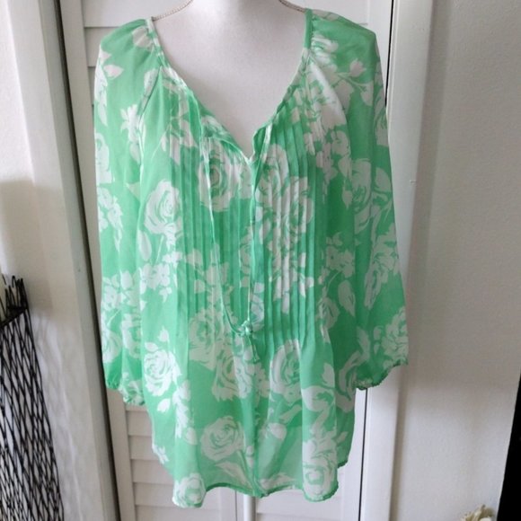 Charter Club Tops - Charter Club flowy green & white floral peasant style blouse 3/4 sleeves Sz L